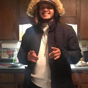 Meet your Posher, José